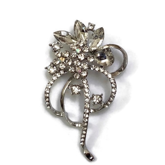 Jewelry - Silver Tone Flower Brooch with Clear Rhinestones